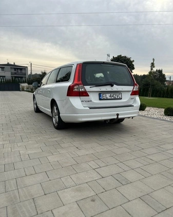 Volvo V70 cena 20000 przebieg: 357000, rok produkcji 2008 z Łódź małe 137